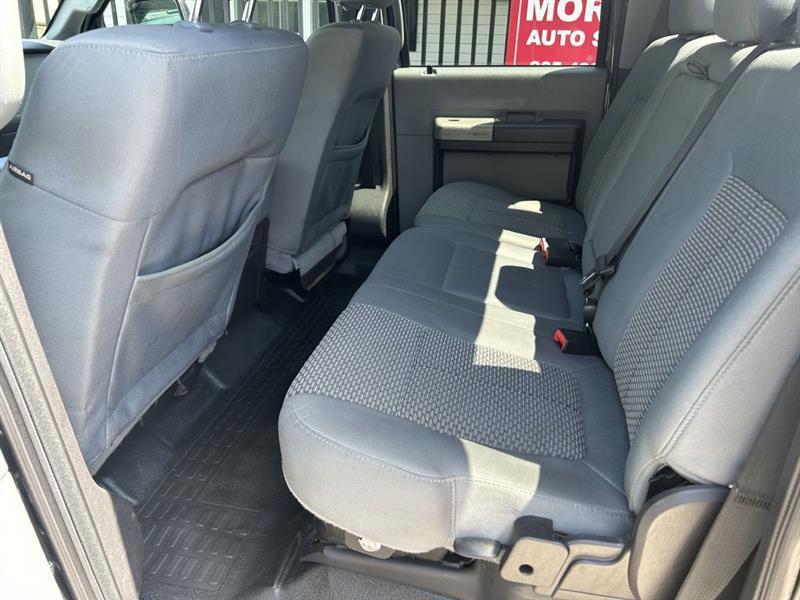 Ford F-250 SD XLT Crew Cab 4WD 2016