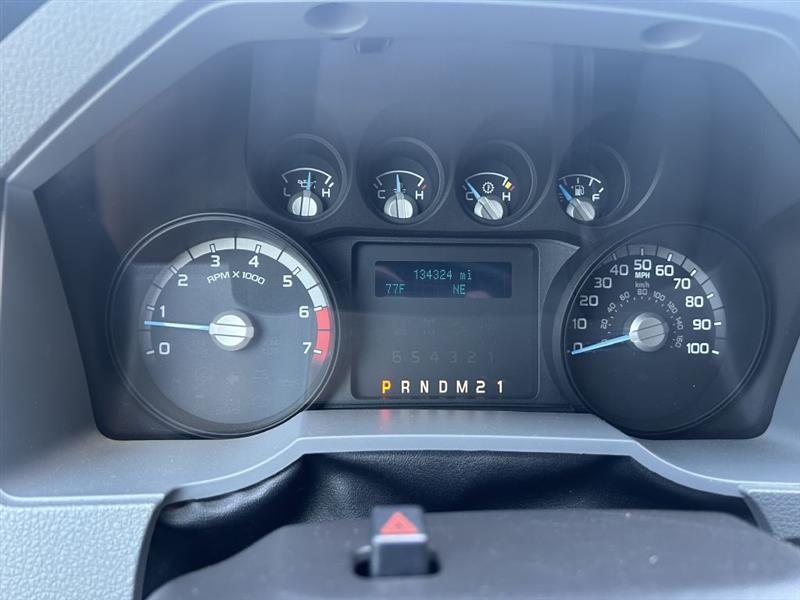 Ford F-250 SD XLT Crew Cab 4WD 2016