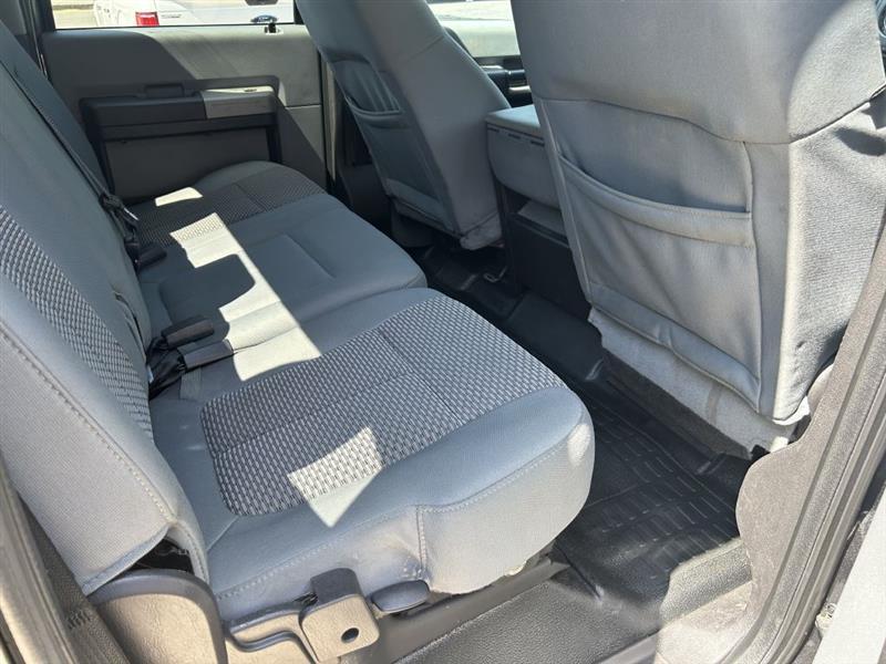 Ford F-250 SD XLT Crew Cab 4WD 2016