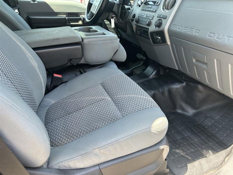 Ford F-250 SD XLT Crew Cab 4WD 2016