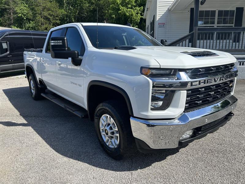 Chevrolet Silverado 2500HD LT Crew Cab Short Box 4WD 2023
