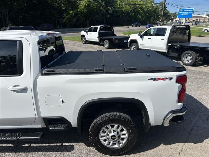 Chevrolet Silverado 2500HD LT Crew Cab Short Box 4WD 2023