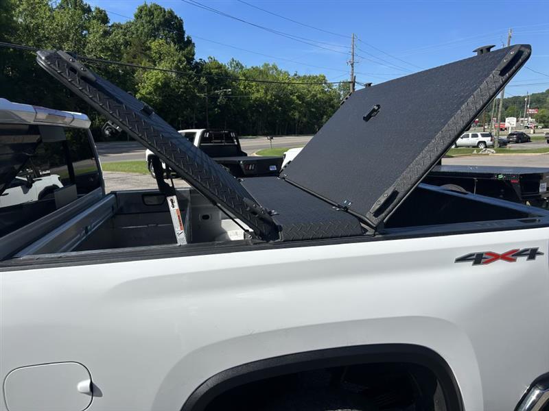 Chevrolet Silverado 2500HD LT Crew Cab Short Box 4WD 2023