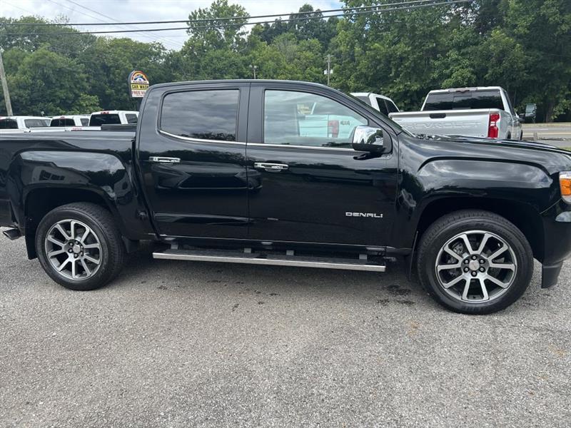 GMC Canyon Denali Crew Cab 4WD Long Box 2020