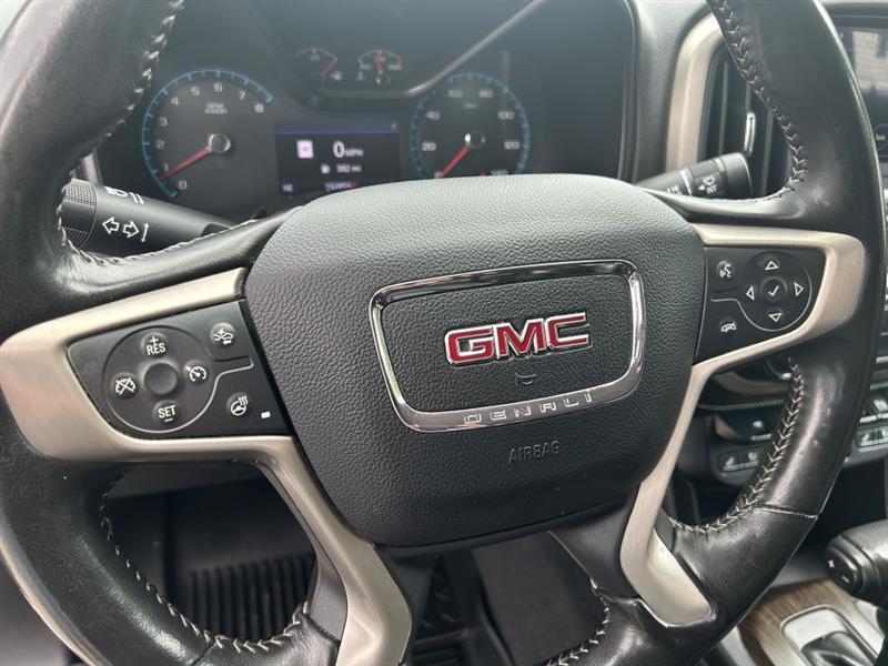 GMC Canyon Denali Crew Cab 4WD Long Box 2020