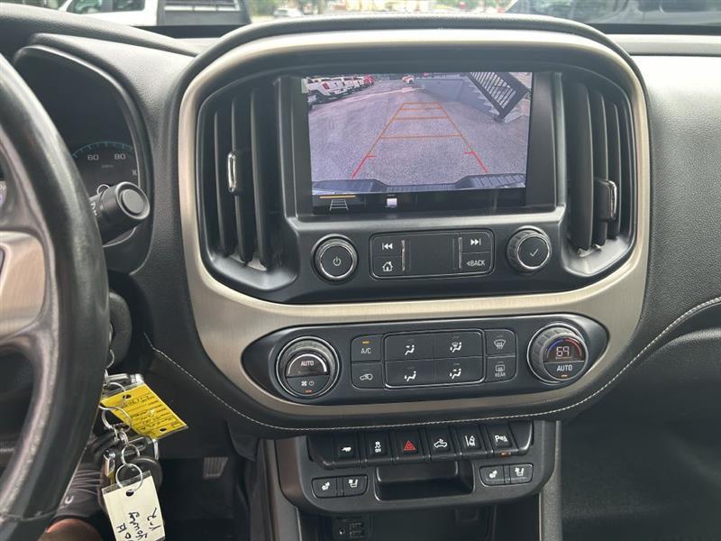 GMC Canyon Denali Crew Cab 4WD Long Box 2020