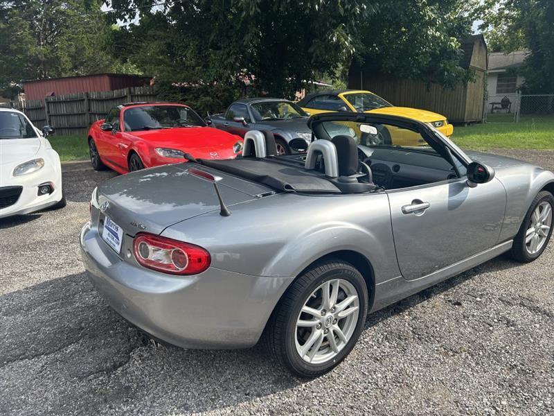 Mazda MX-5 Miata  2012