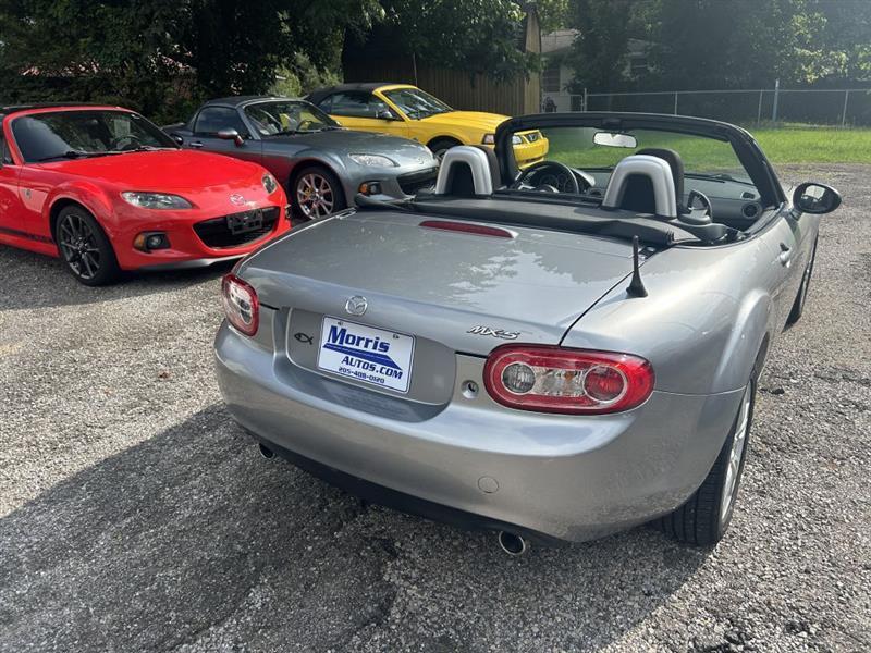 Mazda MX-5 Miata  2012