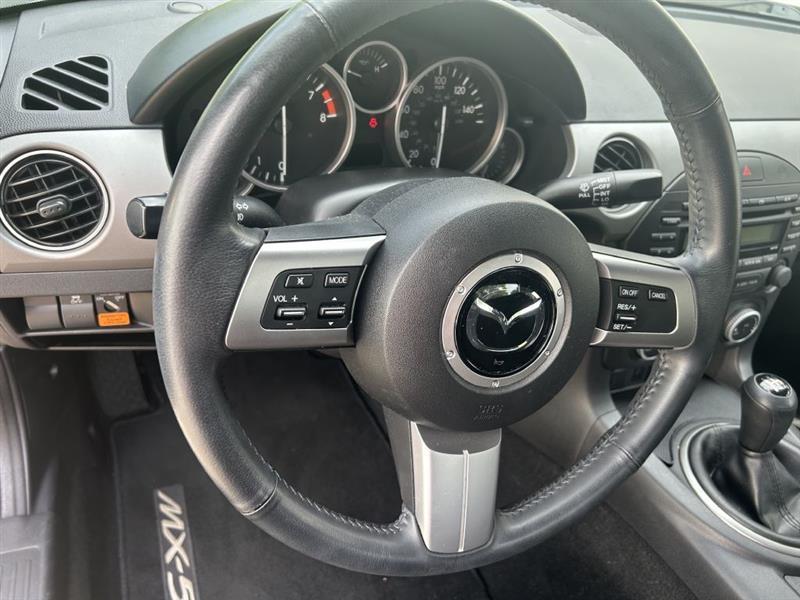 Mazda MX-5 Miata  2012