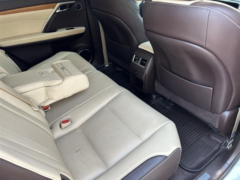 Lexus RX 350 4D SUV FWD 2017
