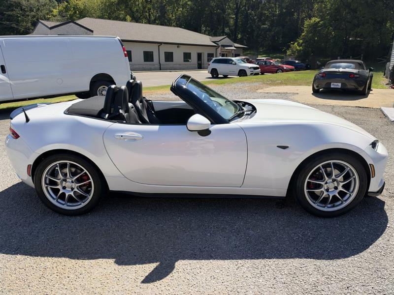 Mazda MX-5 Miata Grand Touring 6AT 2022