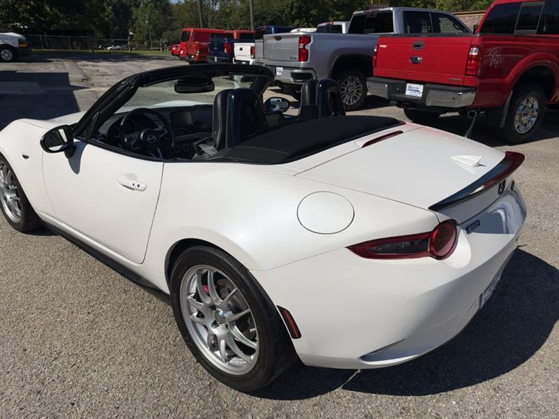 Mazda MX-5 Miata Grand Touring 6AT 2022