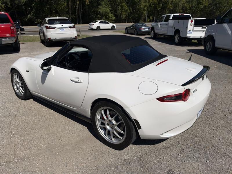 Mazda MX-5 Miata Grand Touring 6AT 2022