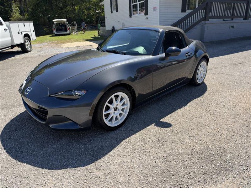 2017 Mazda MX-5 Miata Club 6AT