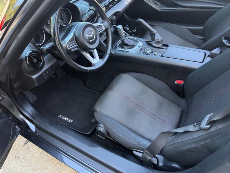 Mazda MX-5 Miata Club 6AT 2017