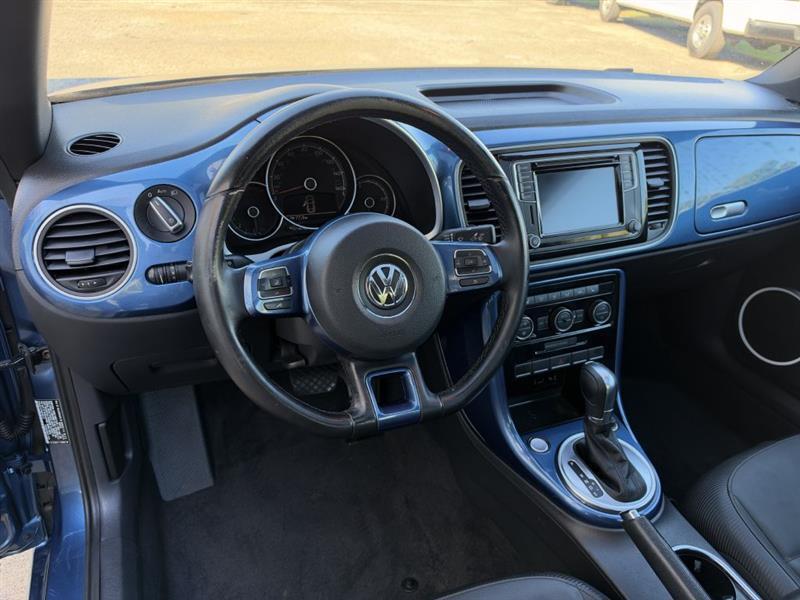 Volkswagen Beetle 2.0T SE 2019