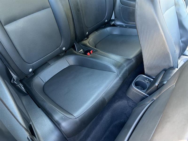 Volkswagen Beetle 2.0T SE 2019