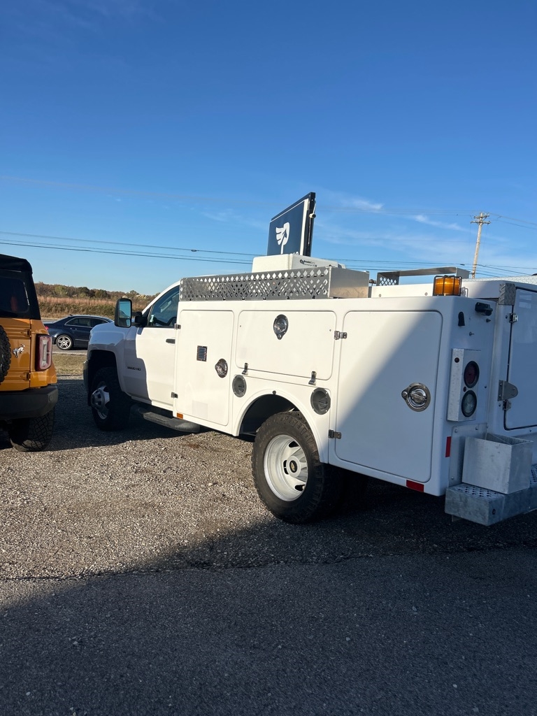 Chevrolet Silverado 3500HD Work Truck Long Box 4WD 2016