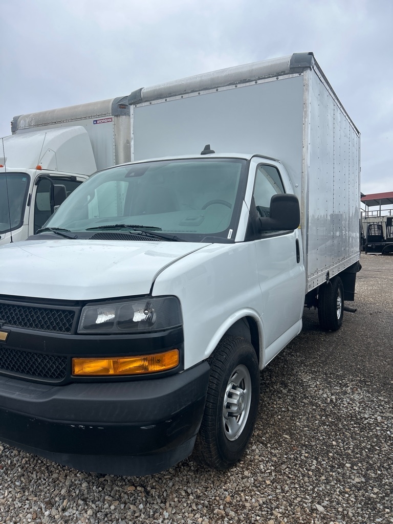2020 Chevrolet Express Cutaway Base's photo