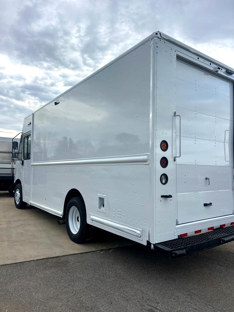 Ford Stripped Chassis  2020