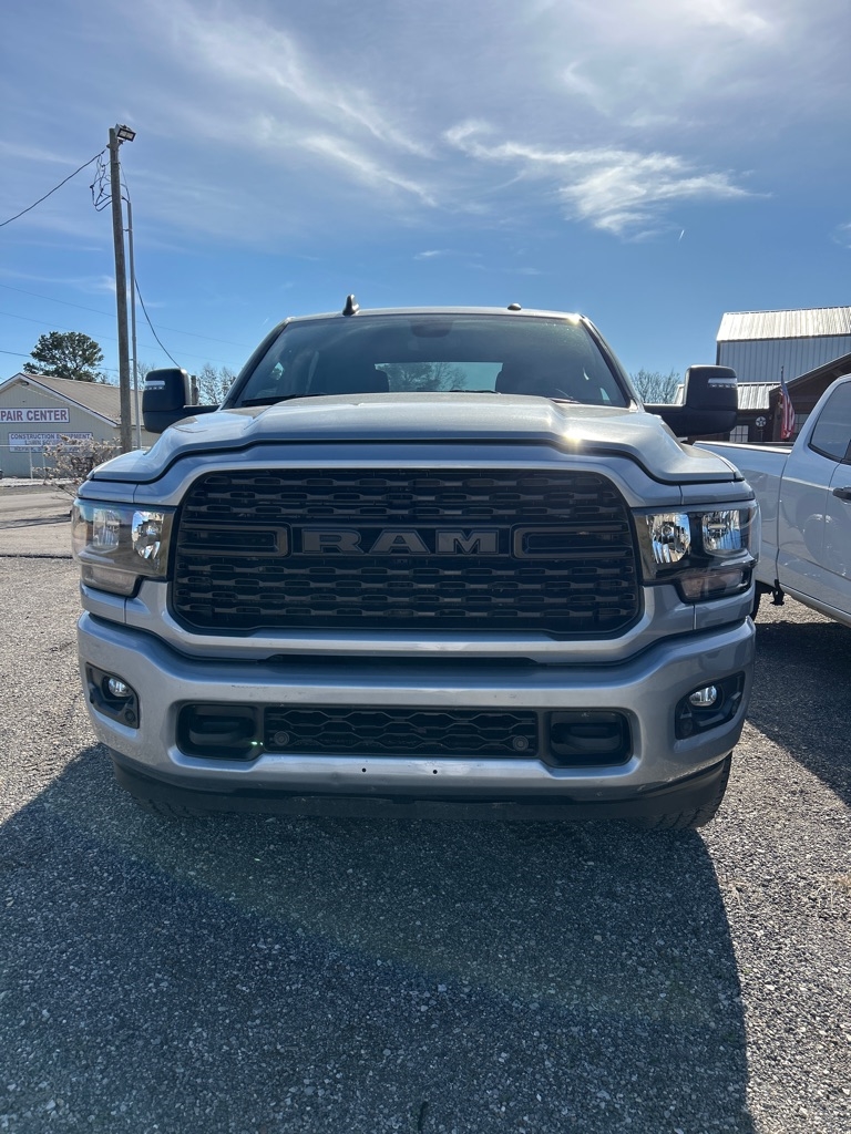 RAM 2500 Tradesman Crew Cab SWB 4WD 2024