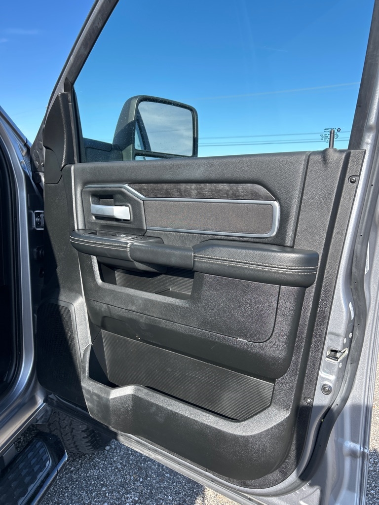 RAM 2500 Tradesman Crew Cab SWB 4WD 2024