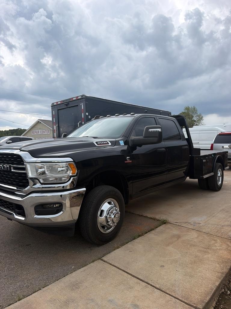 2024 RAM Ram 3500 Pickup Tradesman - Photo 12