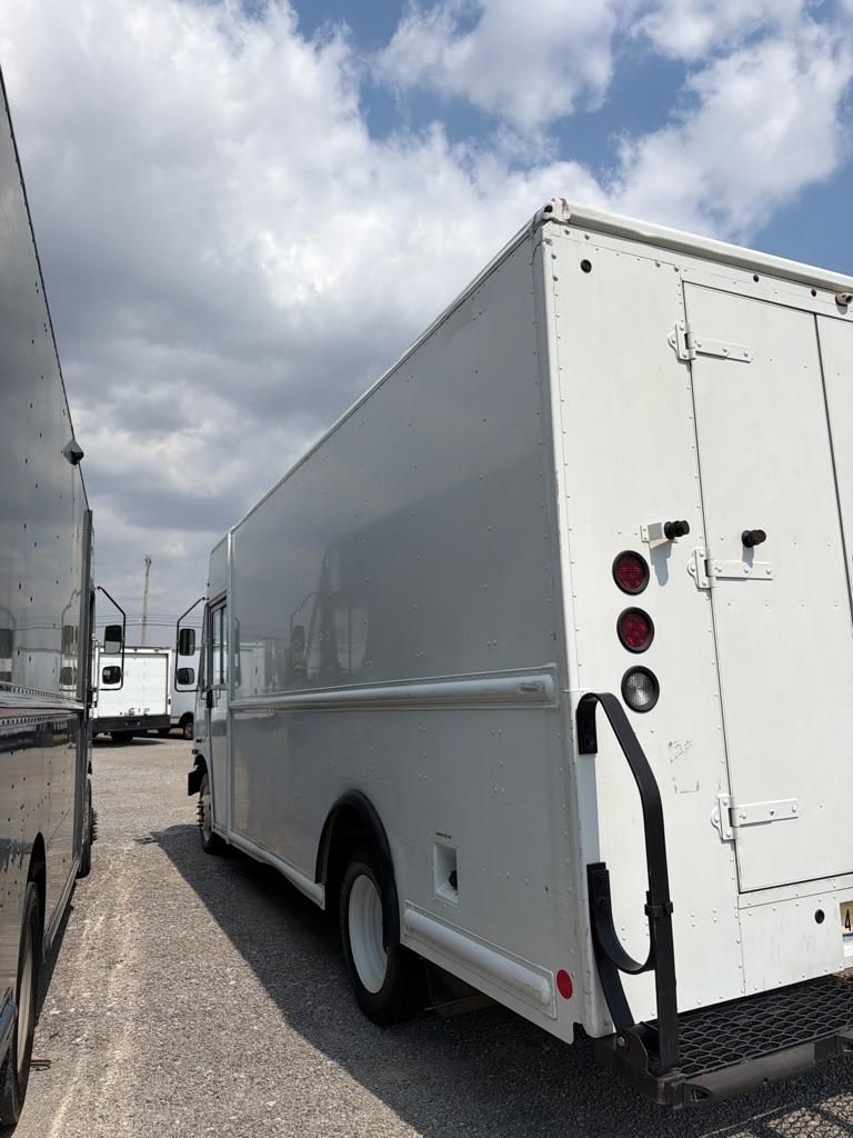 Ford Stripped Chassis  2021