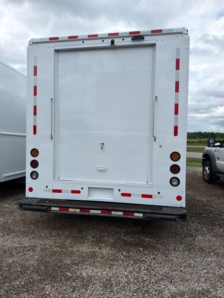 Ford Econoline E450 2019