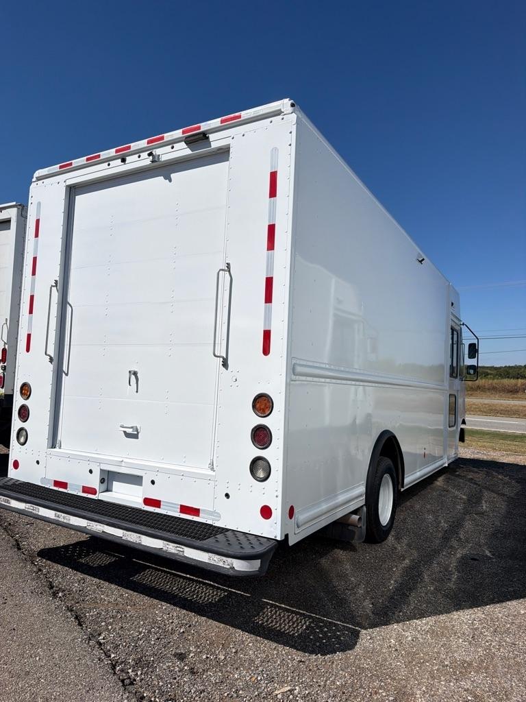 Ford Econoline E-450 158" WB 2019