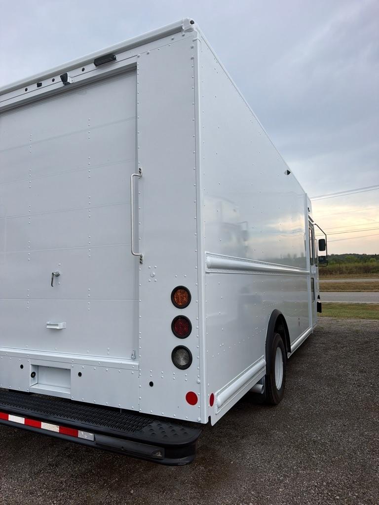 Ford E-Series Stripped Chassis E-450 158" WB 2019