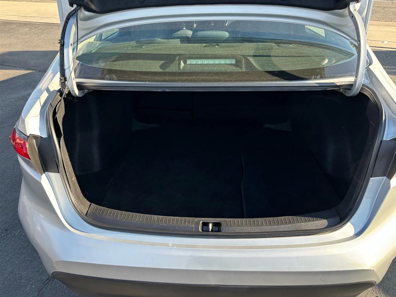 Toyota Corolla LE 2024