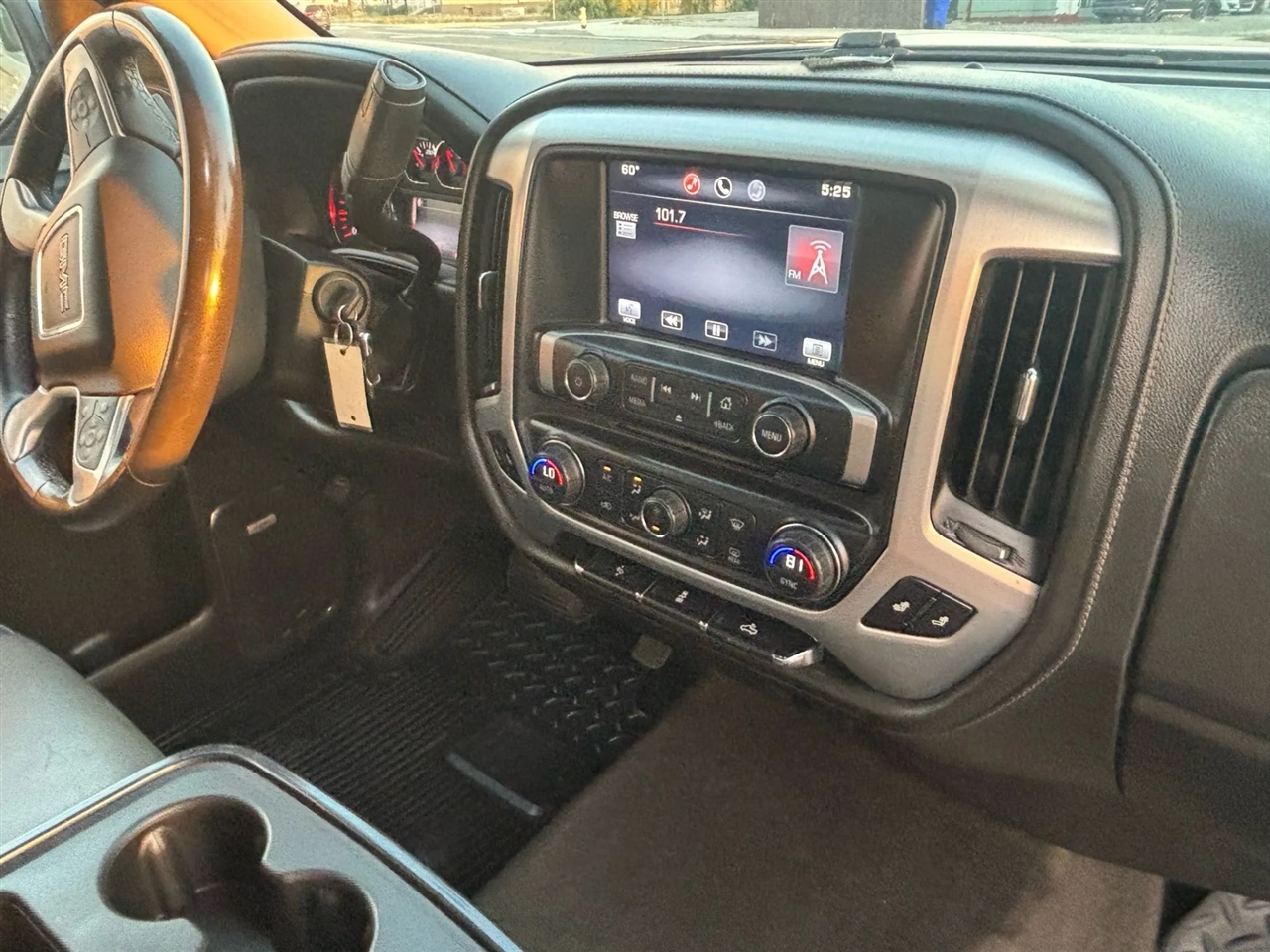 GMC Sierra 1500 SLT Crew Cab Long Box 2WD 2015