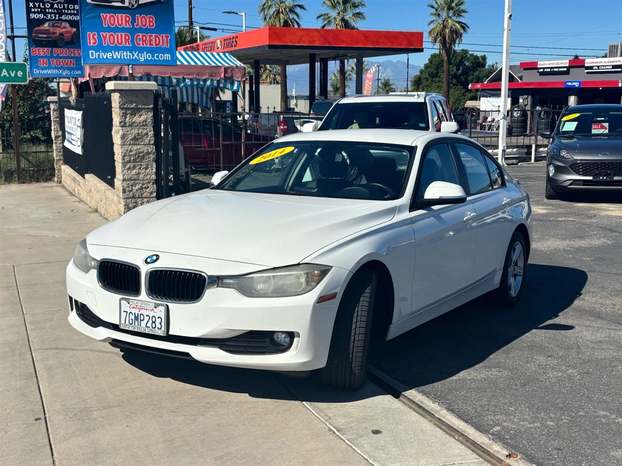 BMW 3-Series 320i Sedan 2014