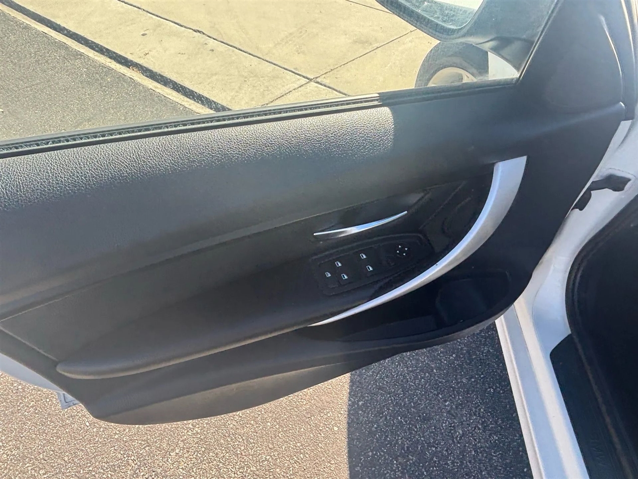 BMW 3-Series 320i Sedan 2014