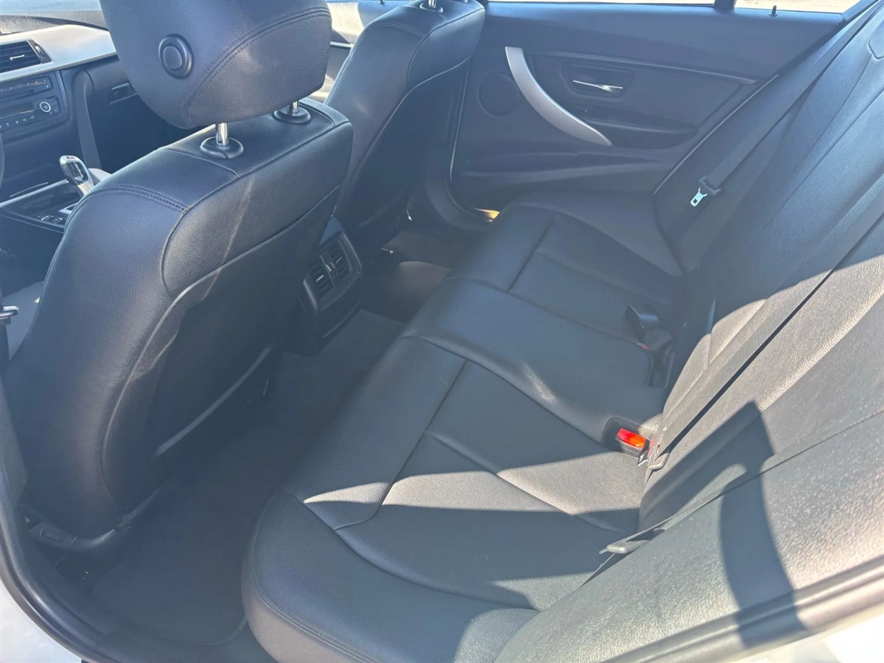 BMW 3-Series 320i Sedan 2014