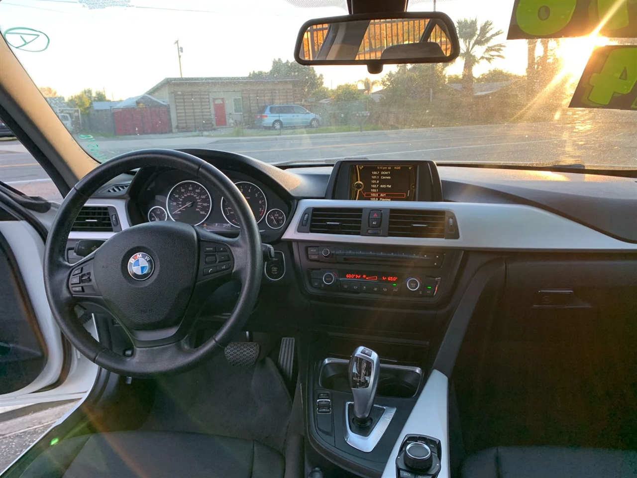 BMW 3-Series 320i Sedan 2014