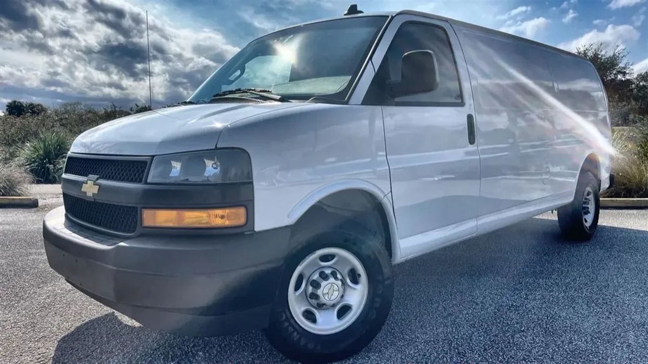 Chevrolet Express 3500 Cargo 2021