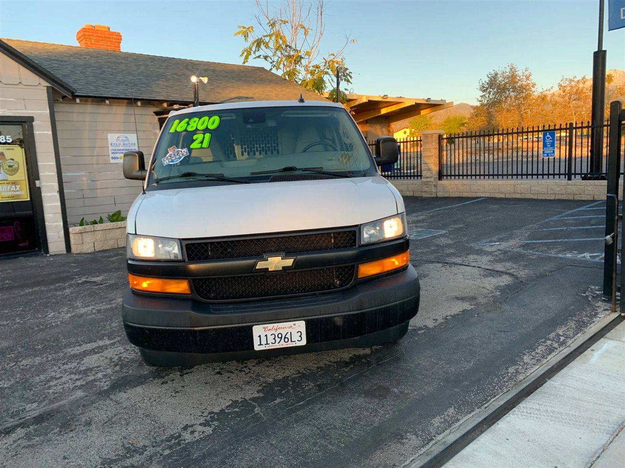 Chevrolet Express 3500 Cargo 2021
