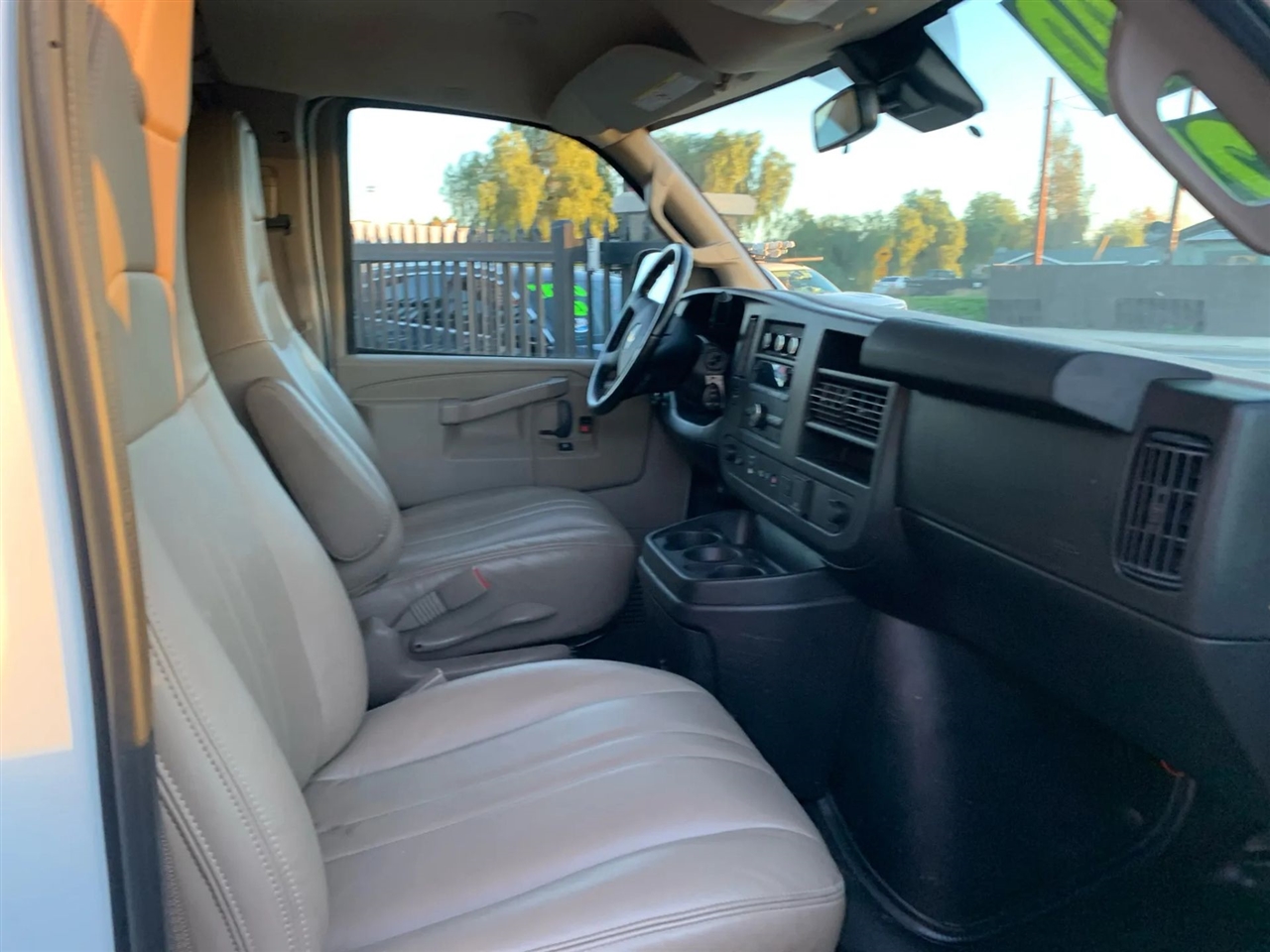 Chevrolet Express 3500 Cargo 2021