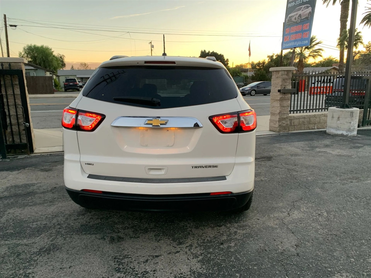 Chevrolet Traverse LS AWD w/PDC 2015