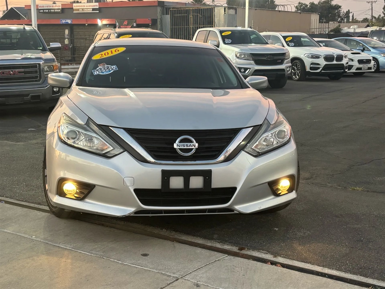 Nissan Altima 2.5 SV 2016