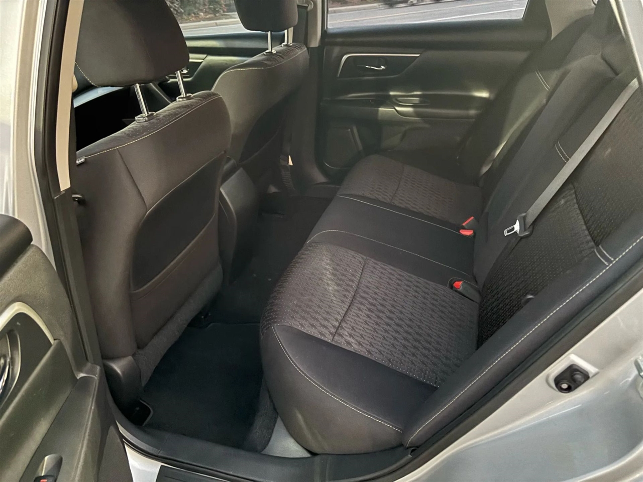 Nissan Altima 2.5 SV 2016