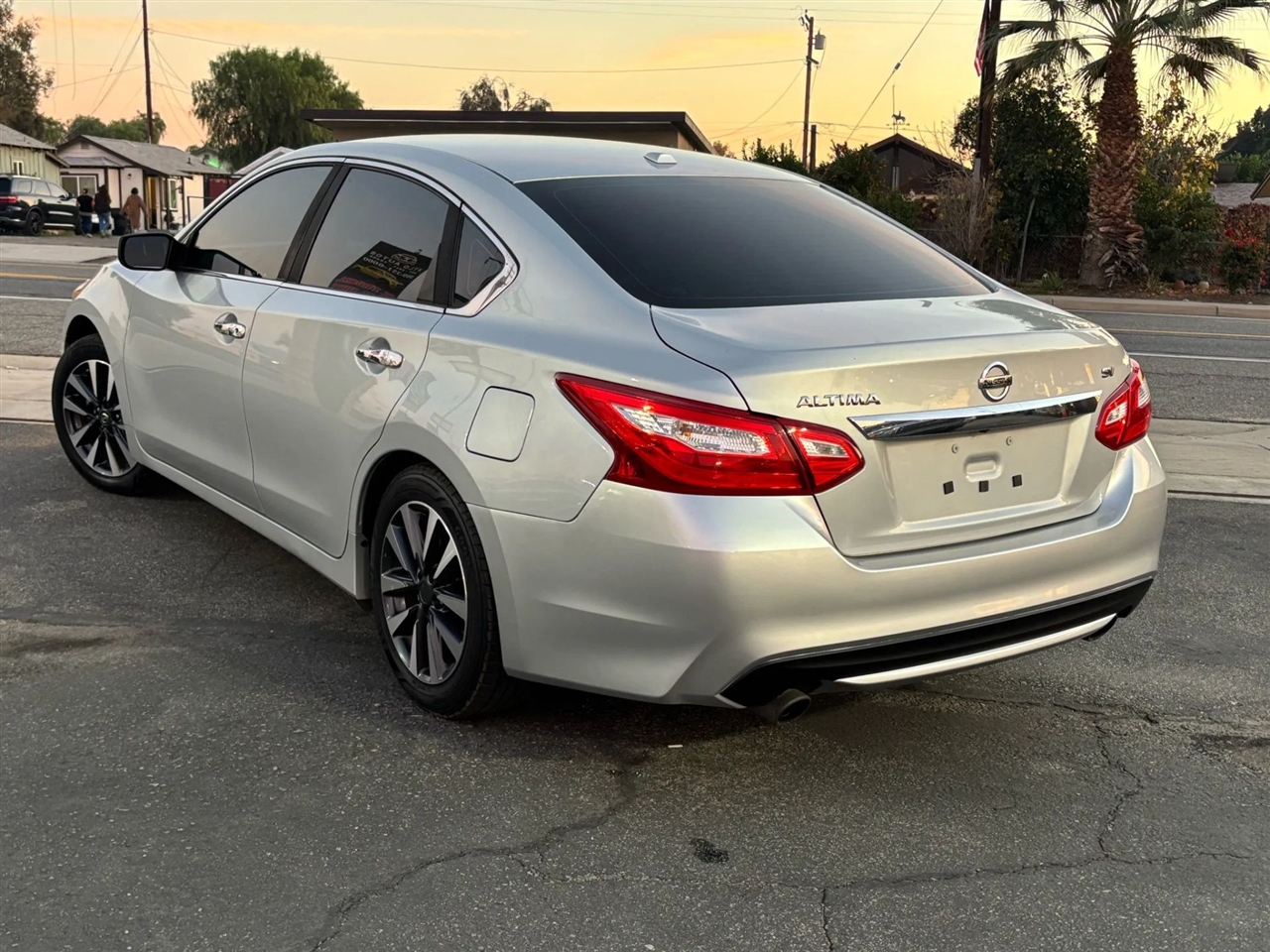 Nissan Altima 2.5 SV 2016