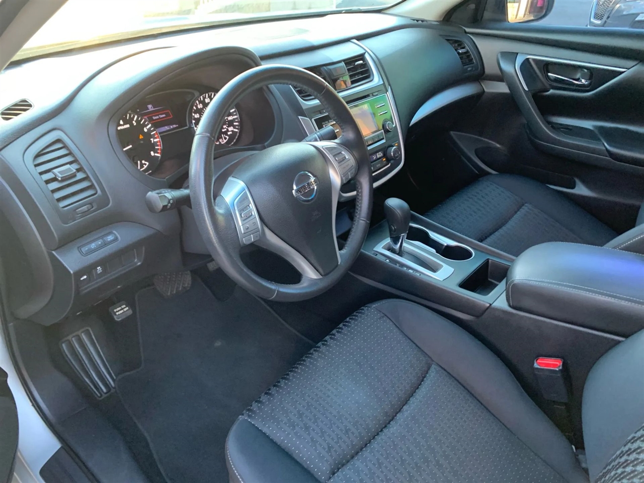 Nissan Altima 2.5 SV 2016