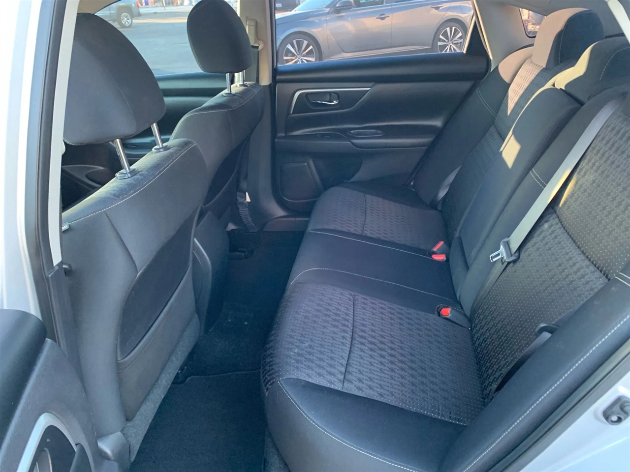 Nissan Altima 2.5 SV 2016