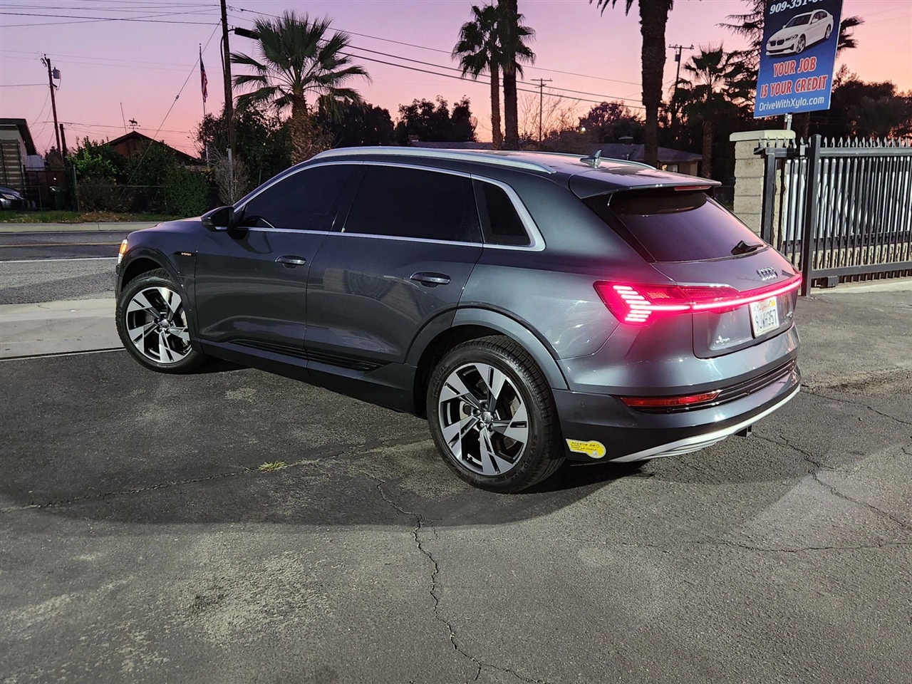 Audi E-Tron Prestige quattro 2021