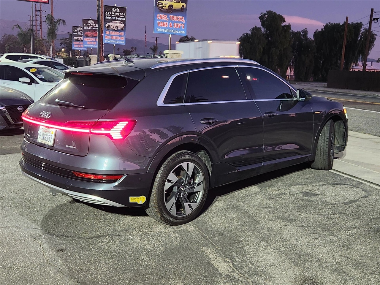 Audi E-Tron Prestige quattro 2021