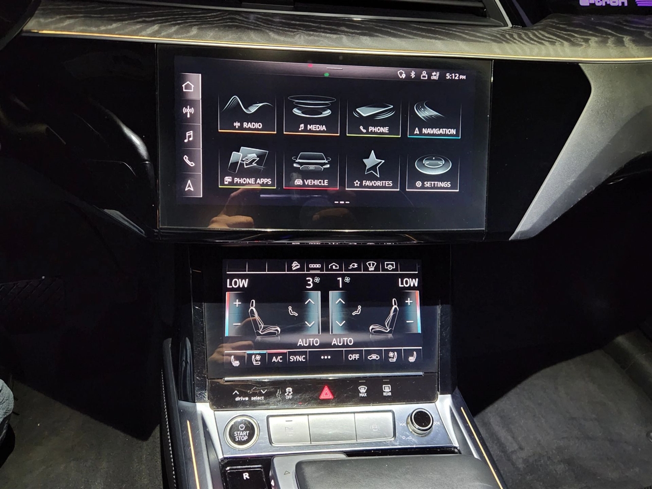 Audi E-Tron Prestige quattro 2021