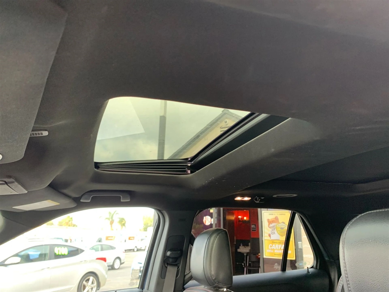 Ford Explorer XLT FWD 2019